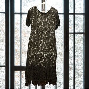 Elegant Gothic Floral Lace Fishtail Midi Dress | Open Back | Size L
